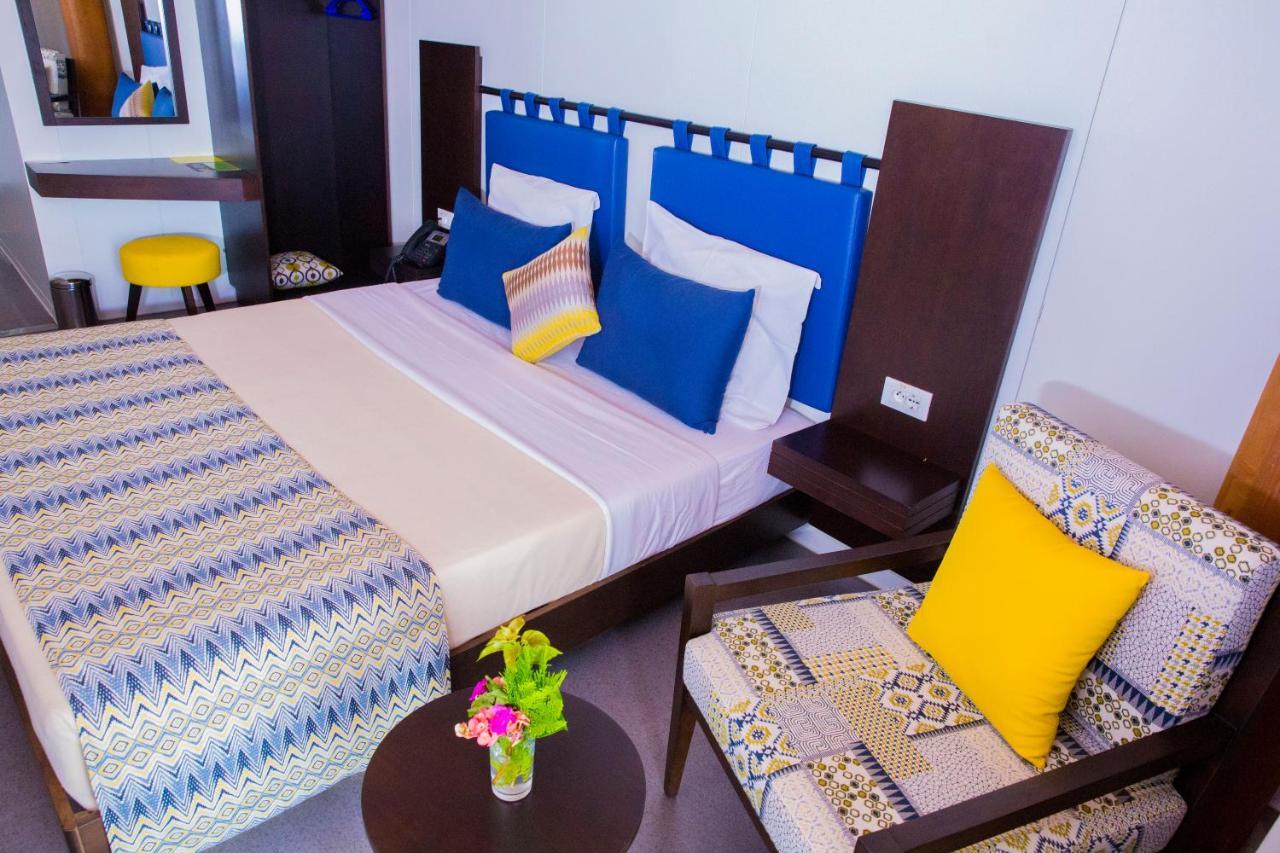 Dunia Hotel Ouagadougou Loumbila Kültér fotó