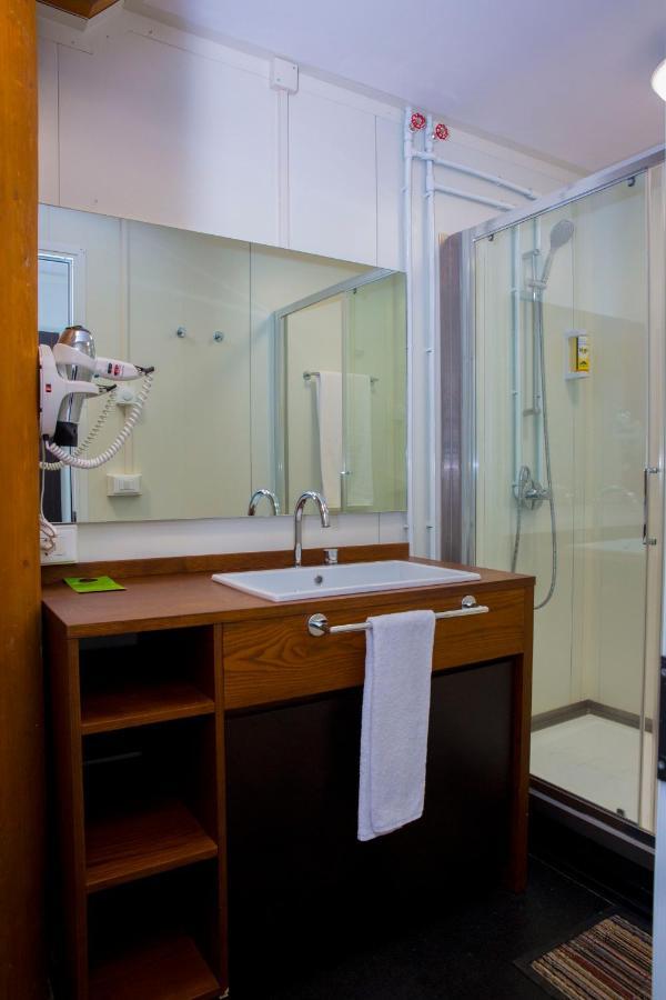 Dunia Hotel Ouagadougou Loumbila Kültér fotó
