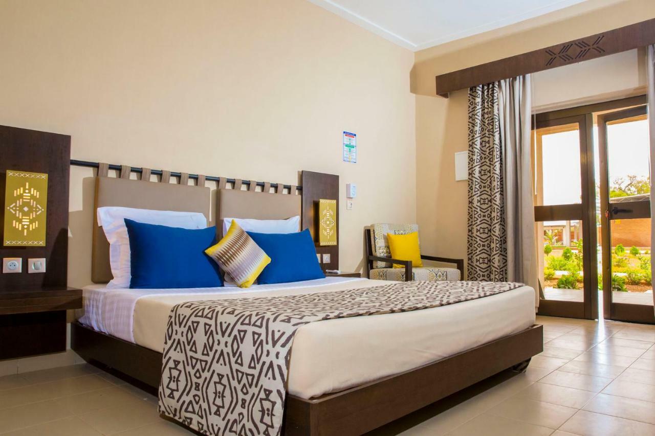 Dunia Hotel Ouagadougou Loumbila Kültér fotó