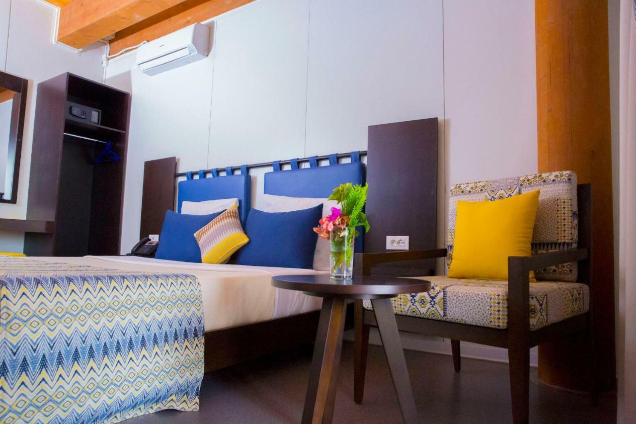 Dunia Hotel Ouagadougou Loumbila Kültér fotó