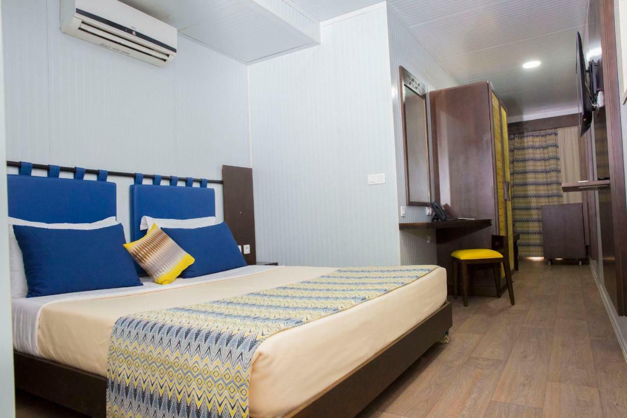 Dunia Hotel Ouagadougou Loumbila Kültér fotó