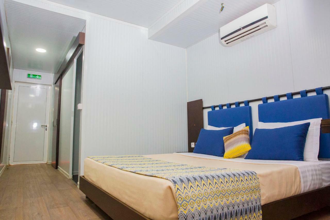 Dunia Hotel Ouagadougou Loumbila Kültér fotó