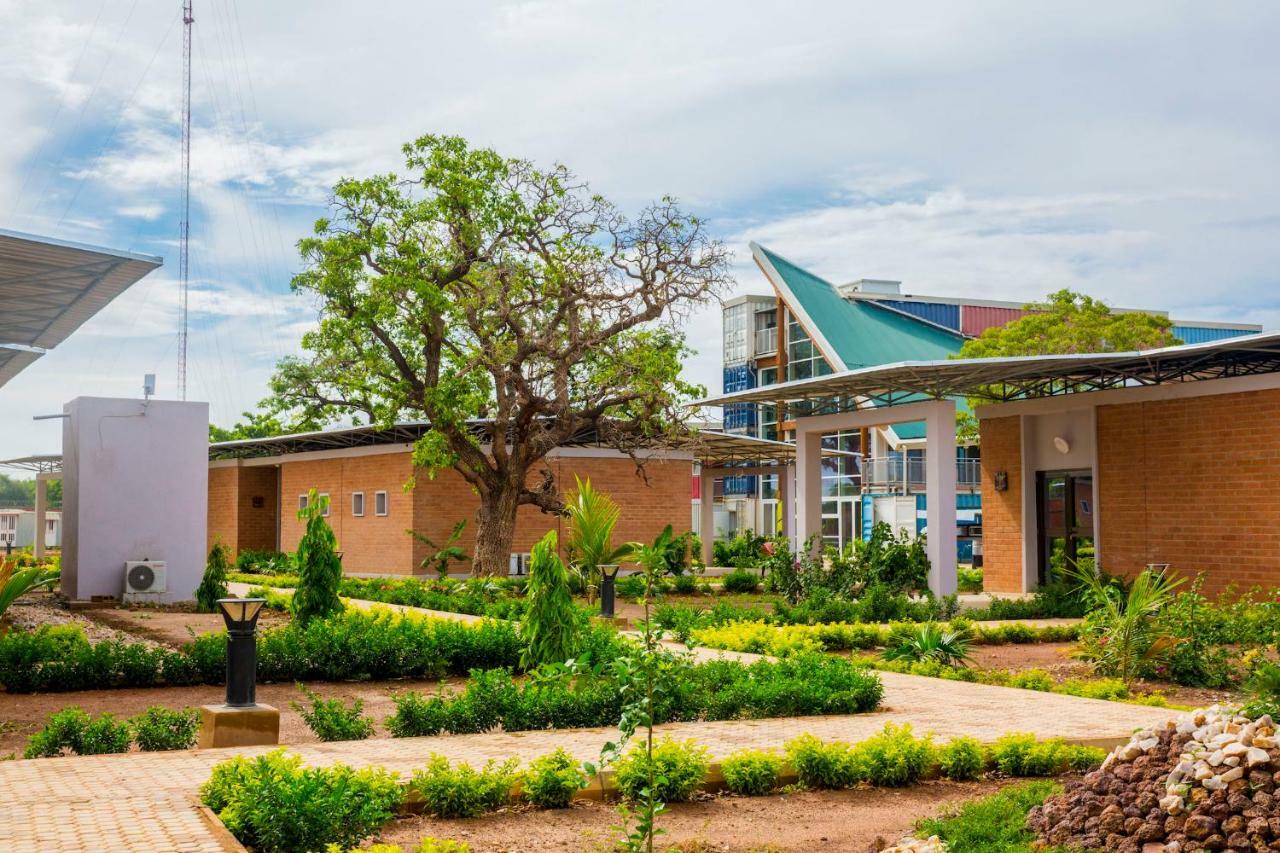 Dunia Hotel Ouagadougou Loumbila Kültér fotó